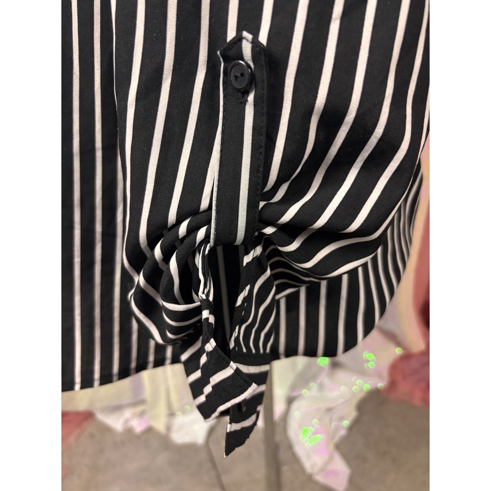 Notations Woman Black White Striped Roll Tab Sleeve Button Down Shirt 1X - Picture 6 of 12